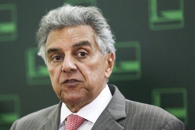 Brasília - O 1º secretário da mesa diretora da Câmara dos Deputados, Beto Mansur, fala à imprensa após reunião (Marcelo Camargo/Agência Brasil)